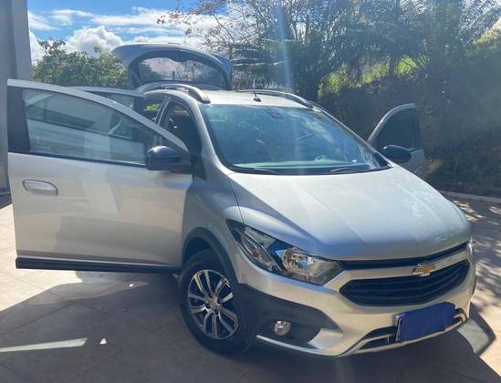 CHEVROLET ONIX 1.4 MPFI ACTIV 8V FLEX 4P AUTOMÁTICO CHEVROLET ONIX 1.4 MPFI ACTIV 8V FLEX 4P AUTOMÁTICO